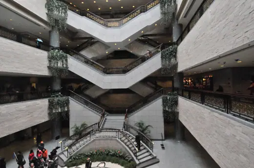 Photo 5: Interior · Shanghai Museum - Stairs]]