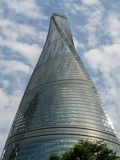 Photo 3: Exterior · View upwards Shanghai tower
