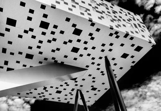 Photo 2: Exterior · Fragment of Sharp Centre for Design