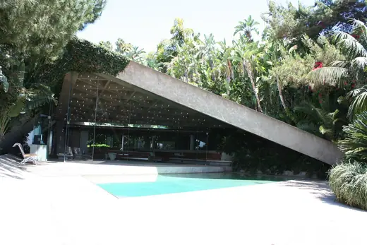 Photo 3: Exterior · Picture of Sheats Goldstein Residence