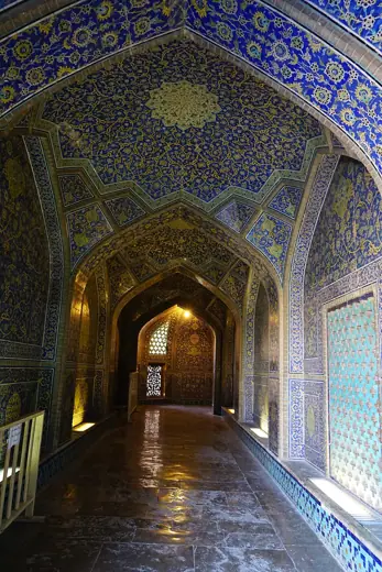 Photo 6: Interior · Naqsh-e Jahan Imam Square