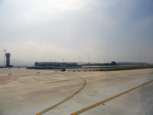 Photo 3: Exterior · Shenzhen Bao'an International Airport SZX "Terminal 3" under construction