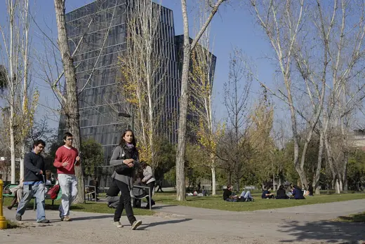 Photo 3: Exterior · Universidad Católica de Chile