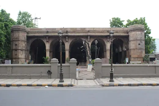 Photo 2: Exterior · Front view of Sidi Saiyyed Mosque, Ahmedabad