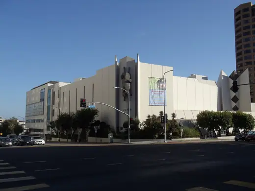 Photo 1: Exterior · Sinai Temple , Westwood, Los Angeles, California