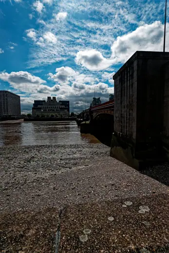 Photo 5: Interior · London - Millbank - View ESE along Vauxhall Bridge 1906 towards SIS Building 1994 by Terry Farrell