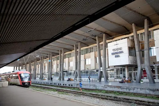 Photo 4: Exterior · Hauptbahnhof Sofia