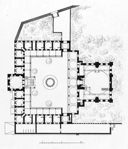 Photo 7: Plan