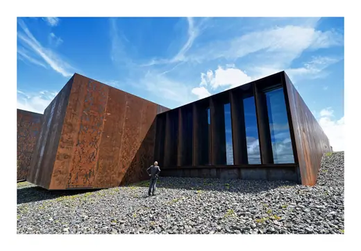 Photo 2: Exterior · except the lens effect (18mm) Musée Soulages, Rodez