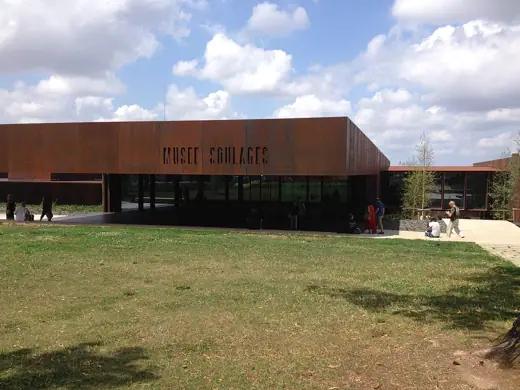Photo 3: Exterior · Museum Soulages, Rodez