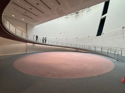 Photo 6: Interior · Spiral Building
