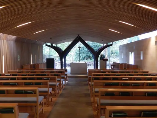 Photo 6: Interior · Edinburgh University Chapel of St Albert the Great