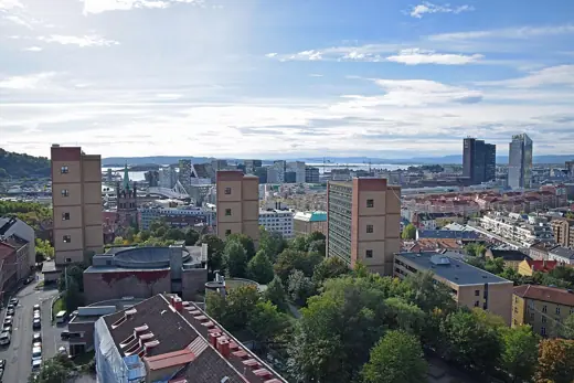Photo 4: Exterior · Enerhaugen sett fra 14
