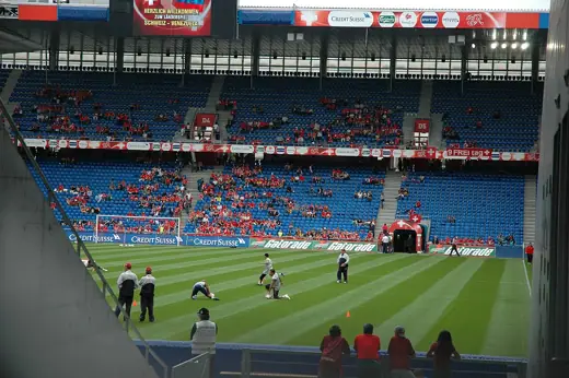 Photo 4: Interior