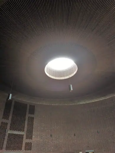 Photo 5: Interior · St