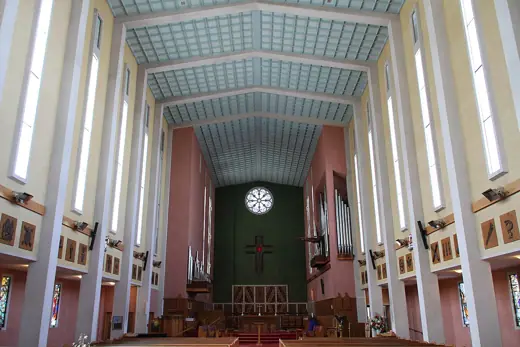 Photo 4: Interior