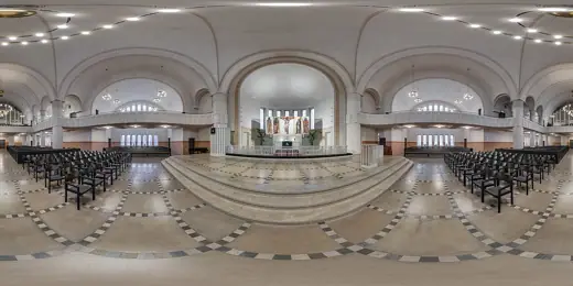Photo 5: Interior · 360° vaade Tartu Pauluse kiriku interjöörile
