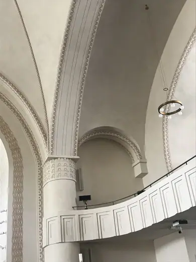Photo 6: Interior · Art Nouveau decorations in the main hall of Tartu St