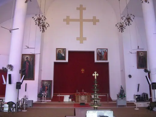 Photo 4: Interior · Inside view of Parumala Church (St.Peters and St.Pauls Orthodox Church, Parumala, Kerala )