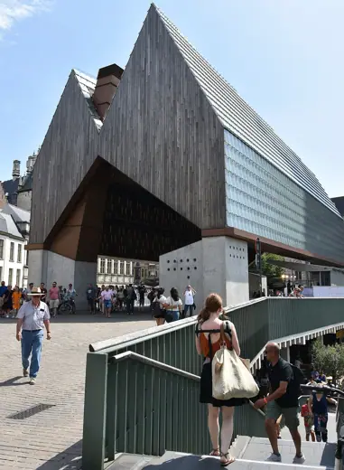 Photo 3: Exterior · This photo of immovable heritage has been taken in the Flemish Region