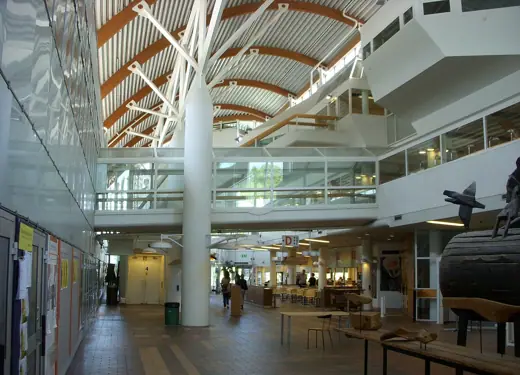 Photo 5: Interior