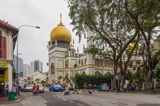 Photo 1: Exterior · Sultan Mosque (Masjid Sultan) 