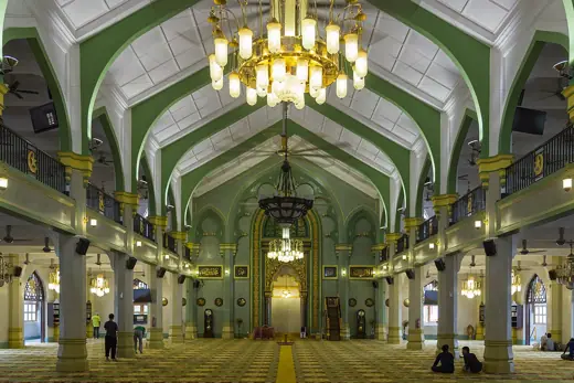 Photo 5: Interior · Sultan Mosque (Masjid Sultan) 