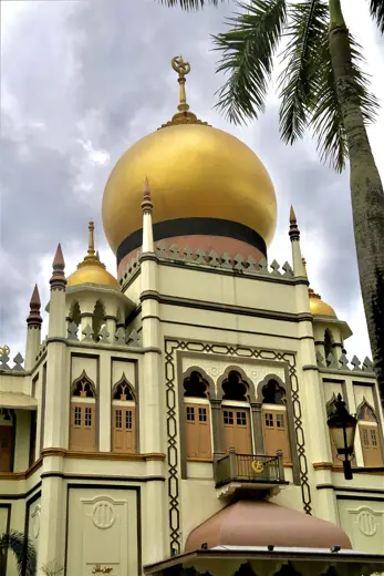 Photo 6: Interior · Masjid Sultan, the Jewel of Kampong Glam, an Islamic architecture in the heart of Singapore