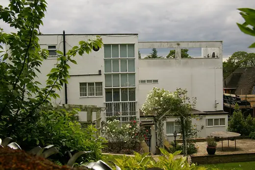 Photo 3: Exterior · "Sun House", Frognal Way, Hampstead, London NW3