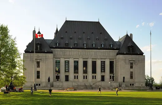 Photo 4: Exterior · Ottawa: Supreme Court of Canada