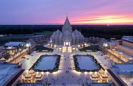 Photo 2: Exterior · Akshardham - Dusk