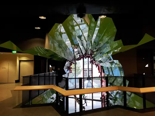 Photo 5: Interior · Interior Portal