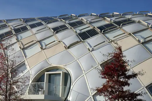 Photo 3: Exterior · Bâtiments Swatch à Bienne