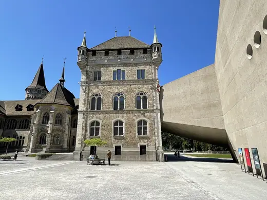 Photo 4: Exterior · Exterior view of Landesmuseum Zürich with modern extension building