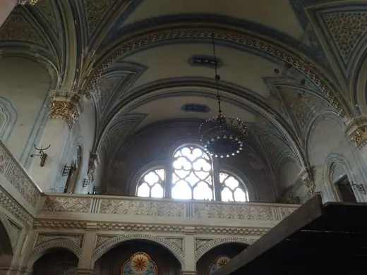 Photo 6: Interior