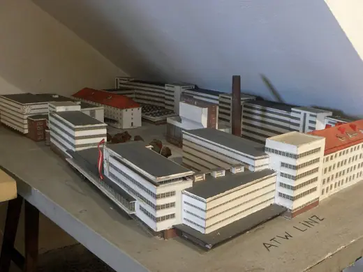Photo 8: Model · Modell der Linzer Tabakfabrik im Tabakmuseum Oberzeiring