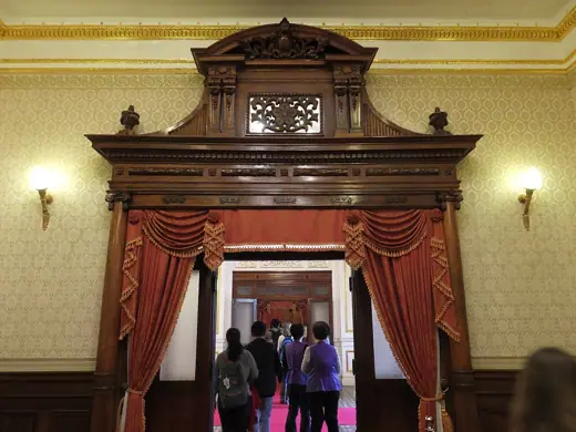 Photo 6: Interior