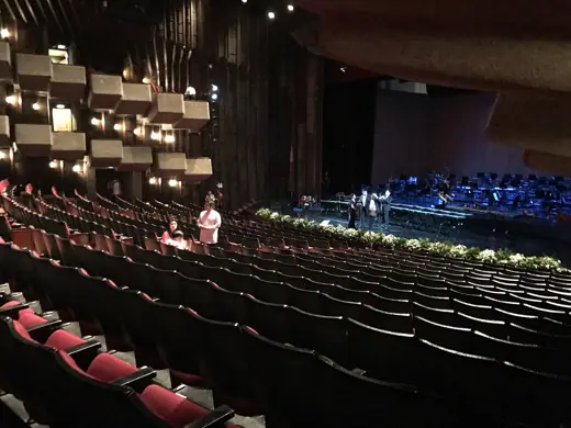Photo 6: Interior