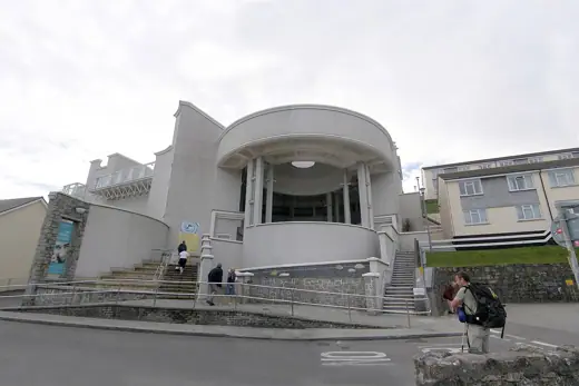 Photo 4: Interior · The Tate Gallery at St-Ives