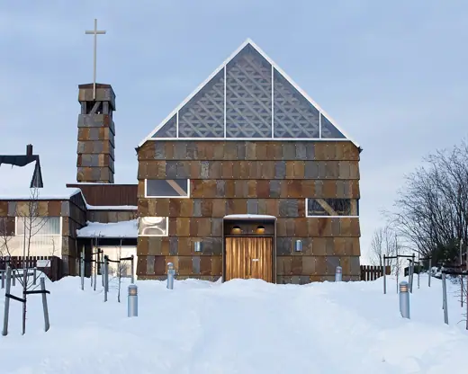 Photo 2: Exterior · Tautra Mariakloster på vinteren