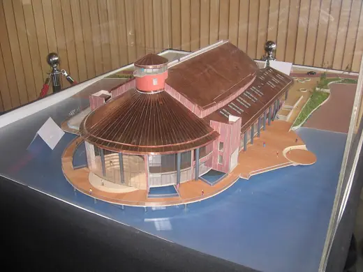 Photo 7: Model · Modelo del Teatro del lago, ubicado en su acceso principal