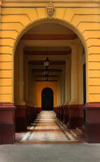Photo 6: Interior · This is a picture of the panamanian cultural heritage monument with the ID