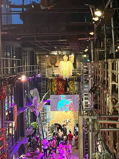 Photo 5: Interior · Interior do Teatro oficina 2025