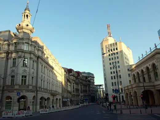 Photo 2: Exterior · 2014-07-02 in Bucureşti