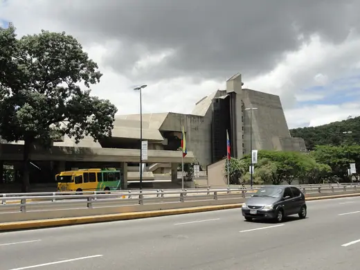 Photo 2: Exterior · Teatro Teresa Carreño
