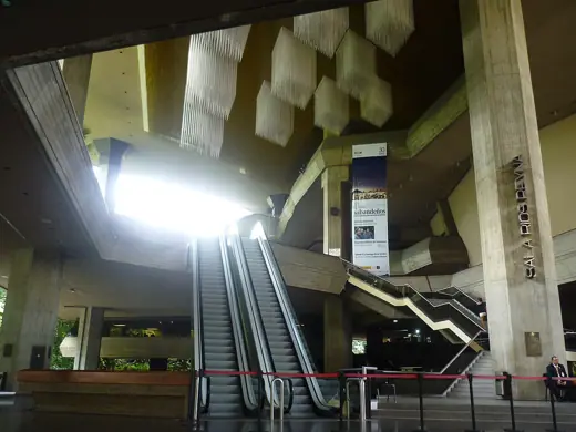 Photo 6: Interior · This is a photo of a Venezuelan monument identified by the ID