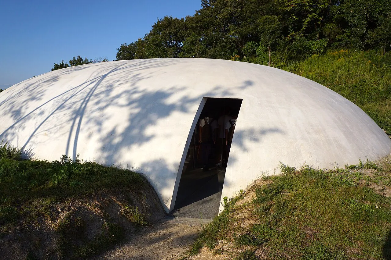 Teshima Art Museum: Exterior