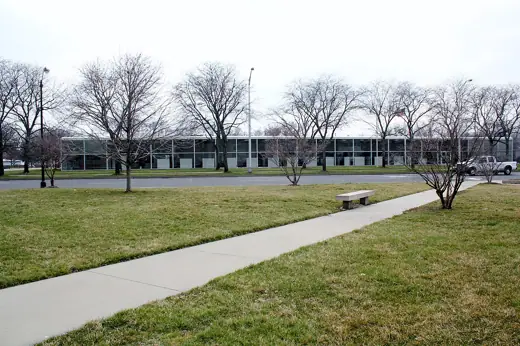 Photo 4: Detail · Republic office in Columbus, Indiana