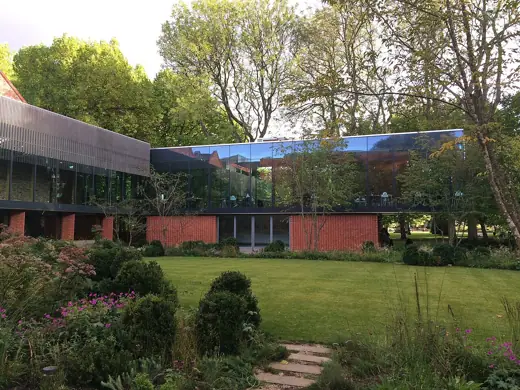 Photo 3: Exterior · The Extension, The Whitworth, University of Manchester