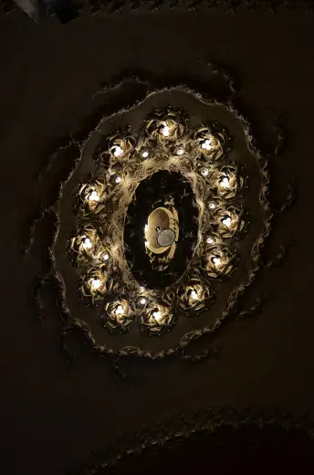 Photo 6: Interior